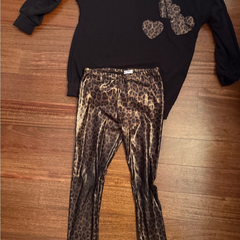 Little Mass Black Top with Leopard Heart